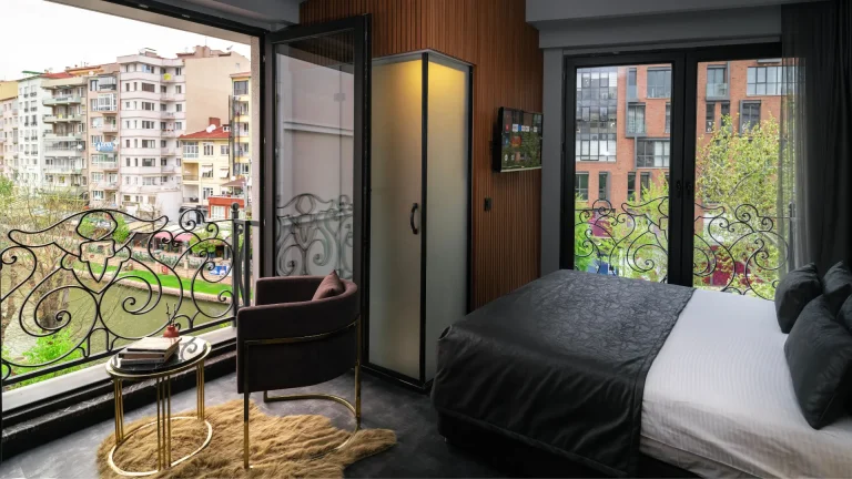 20 m² - Nehir Manzaralı